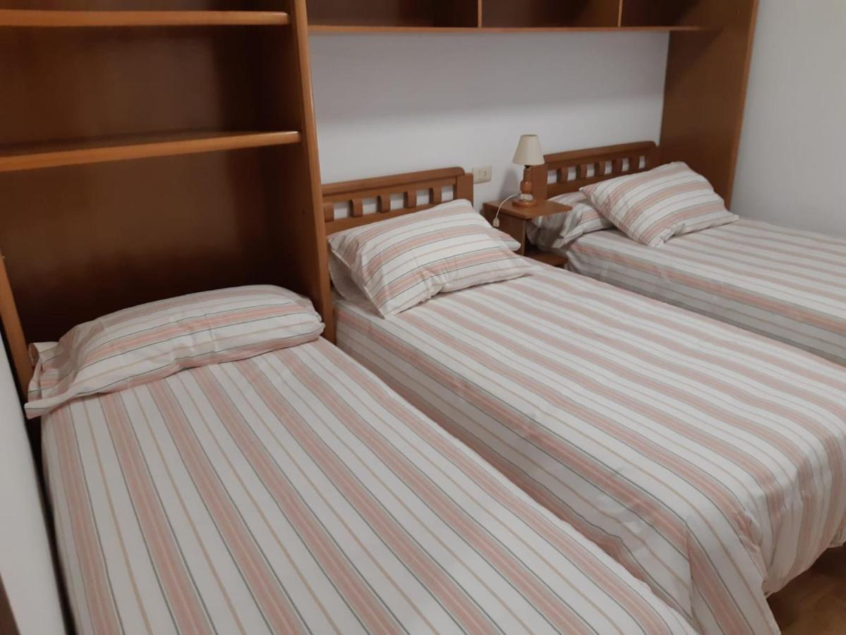 Apartamento Con Terraza Y Vistas Al Mar Daire Bueu Dış mekan fotoğraf